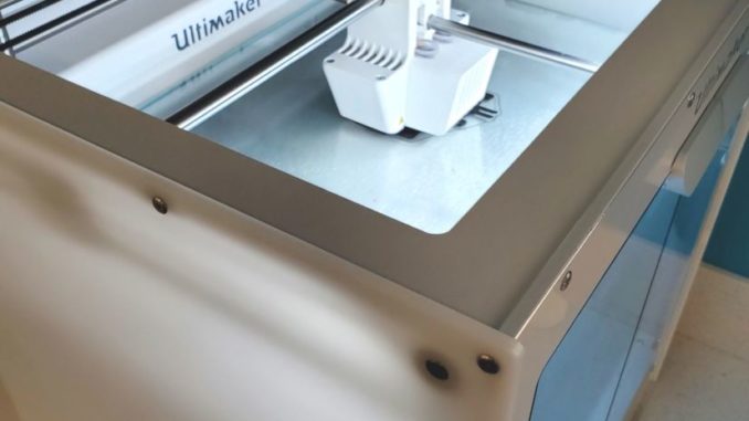 3D Printer printing